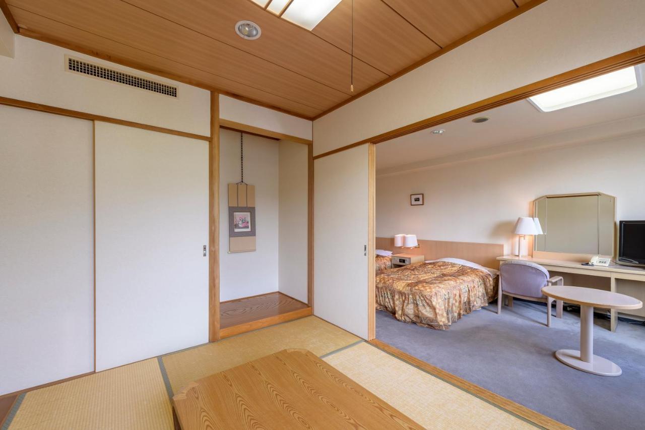 Hotel Tagawa Jamanoucsi Kültér fotó
